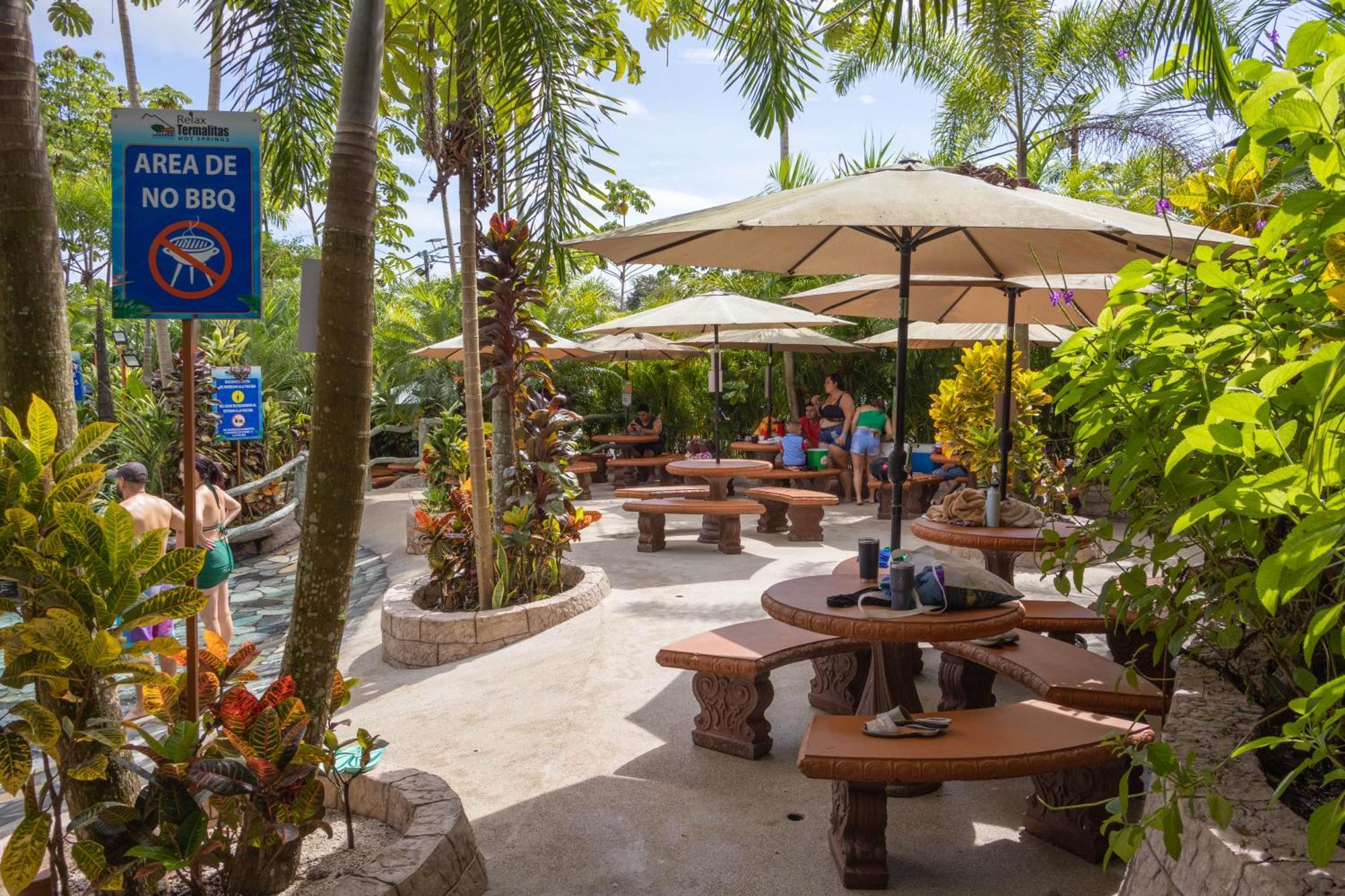 Hotel Relax Termalitas - Thermal Water La Fortuna 외부 사진