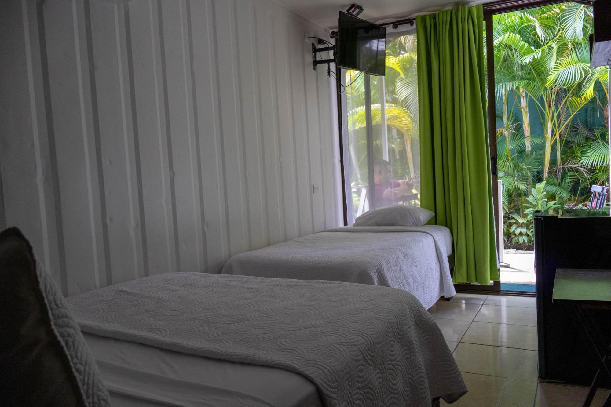 Hotel Relax Termalitas - Thermal Water La Fortuna 외부 사진